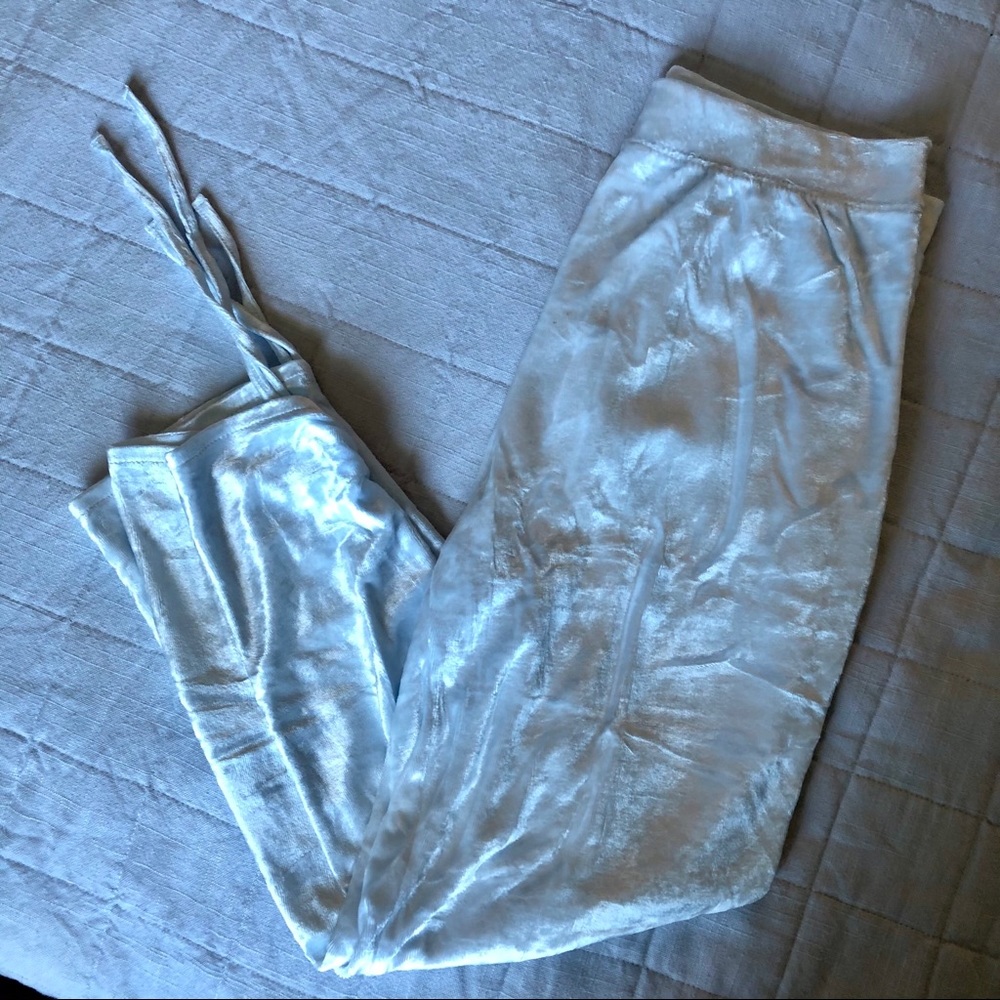Women's Velour Lounge Pants in Silver
